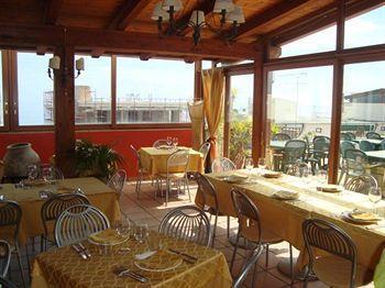 B&B La Grotta SantʼAlessio Siculo Exterior foto