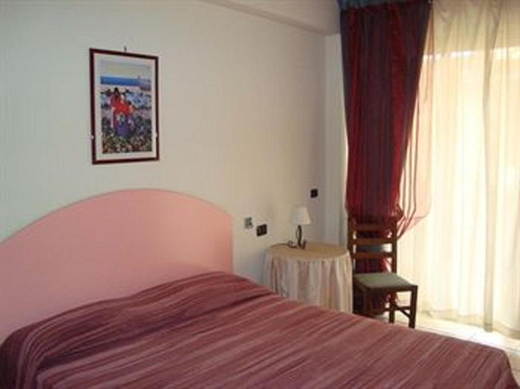B&B La Grotta SantʼAlessio Siculo Zimmer foto